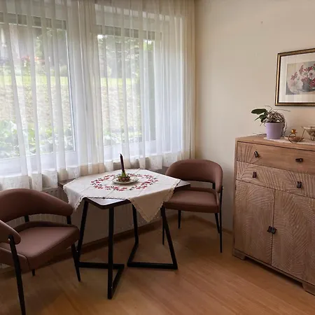 Apartment Yoga Wohlfuehloase Im Gruenen *