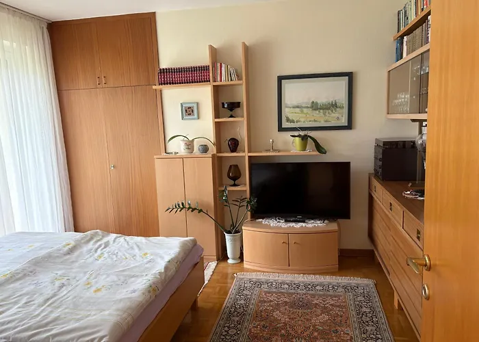 Yoga Wohlfuehloase Im Gruenen Apartment